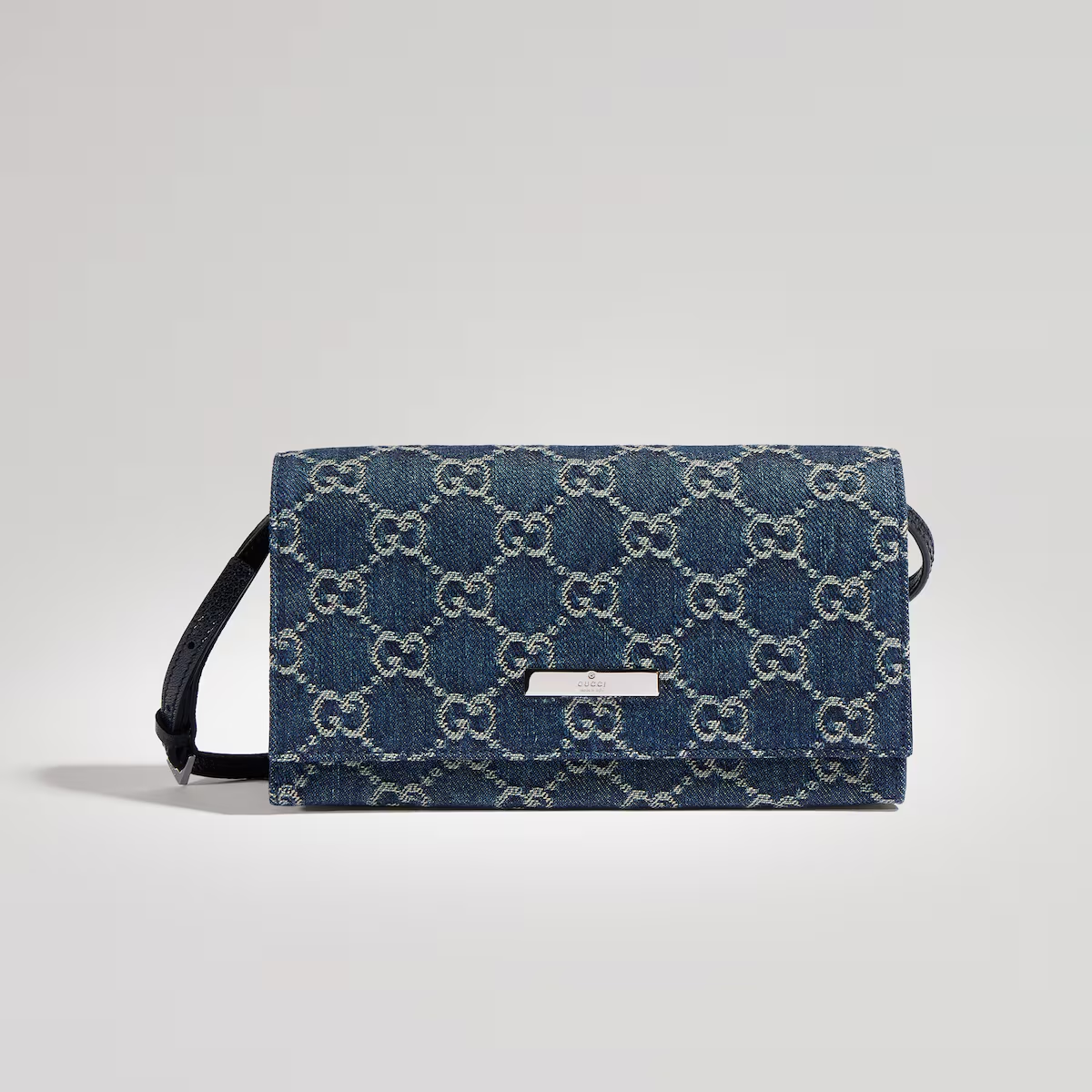 Small pouch with strap and Gucci plaque A002KGFAF9B4042 - 图片 4